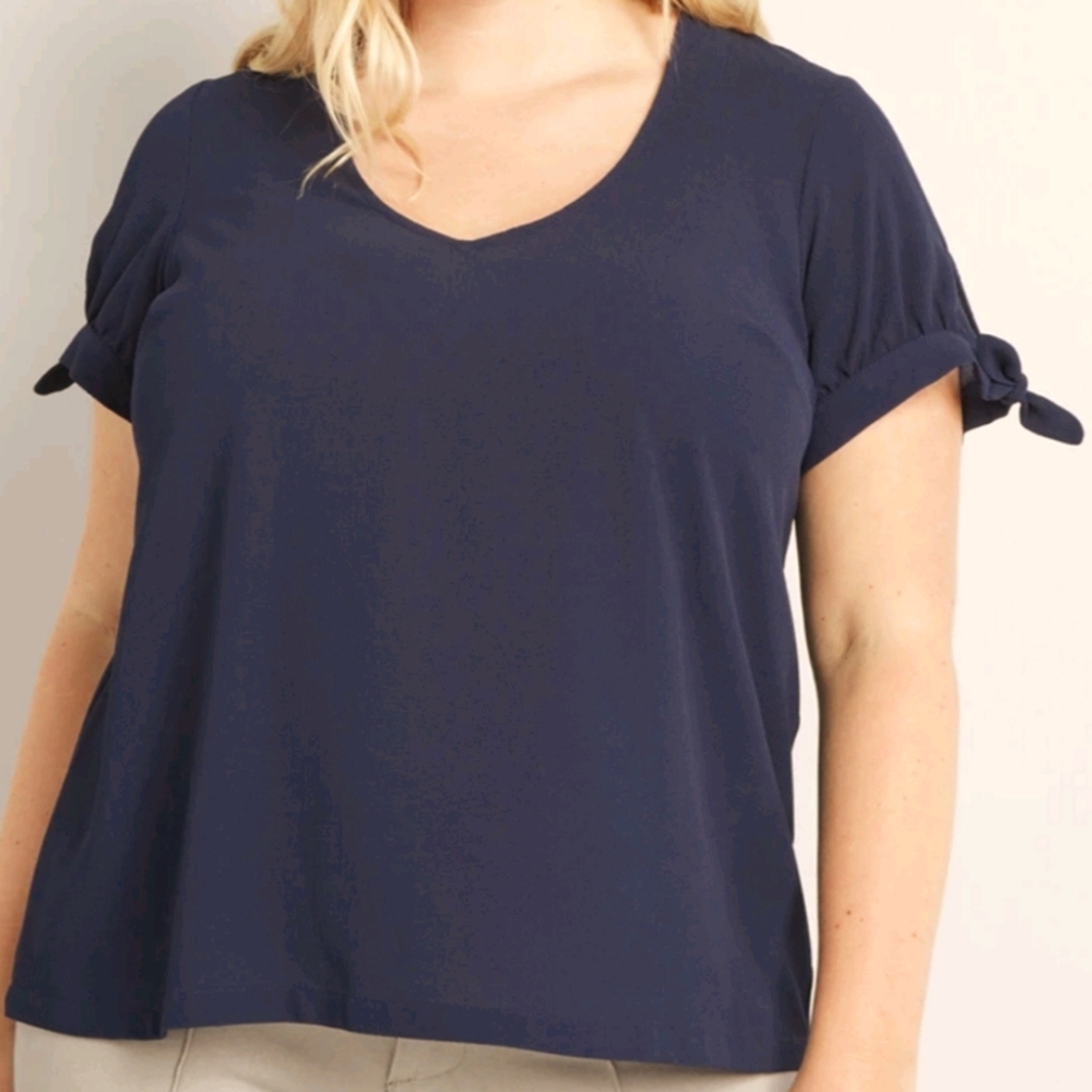 NIB MODCLOTH Ideal Discovery Black V-Neck Short-Split-Tie-Sleeve Blouse Top